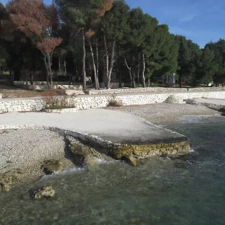 Julia Milna (Brac)